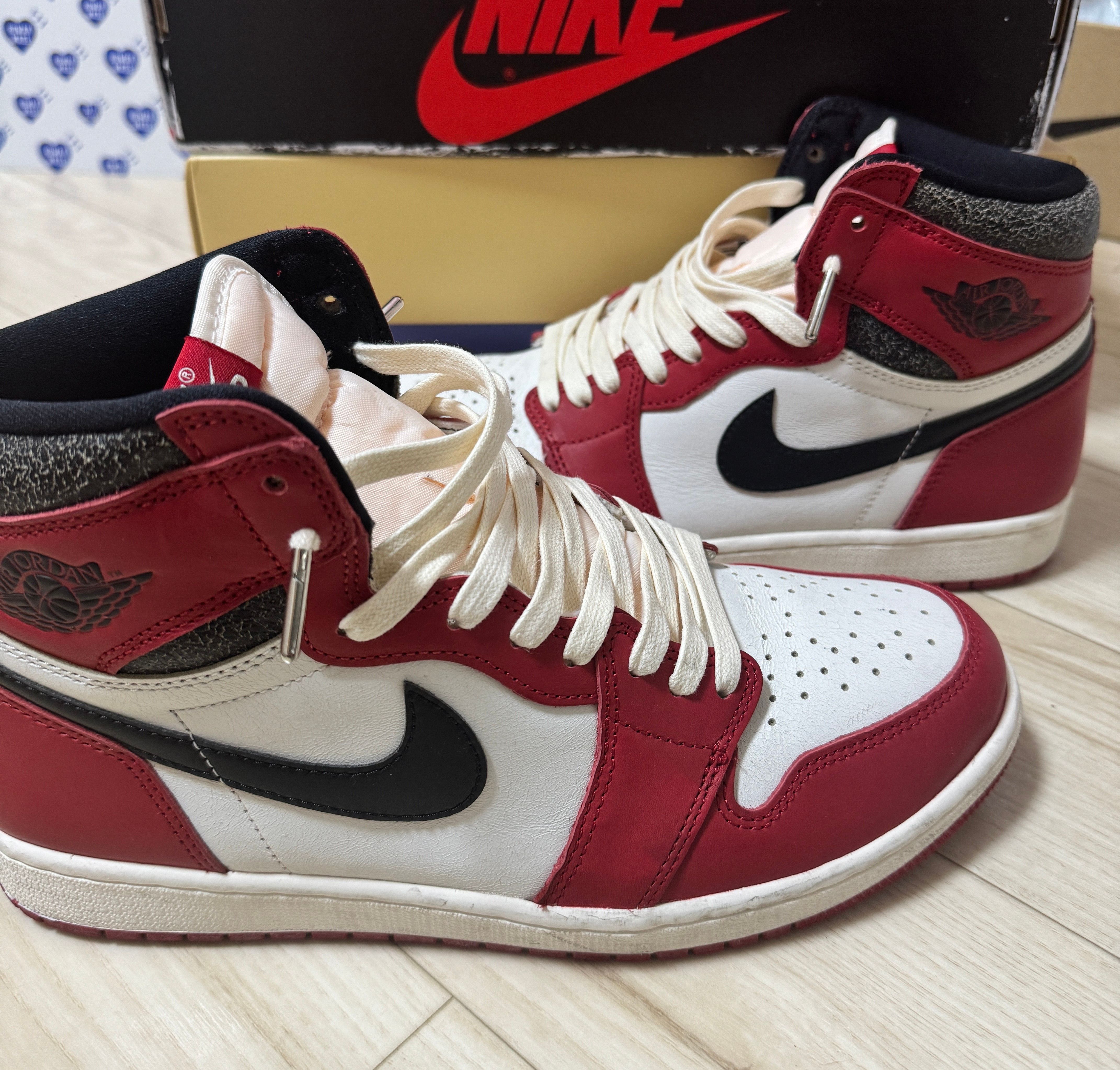 Nike Air Jordan 1 High OG "Lost & Found/Chicago"