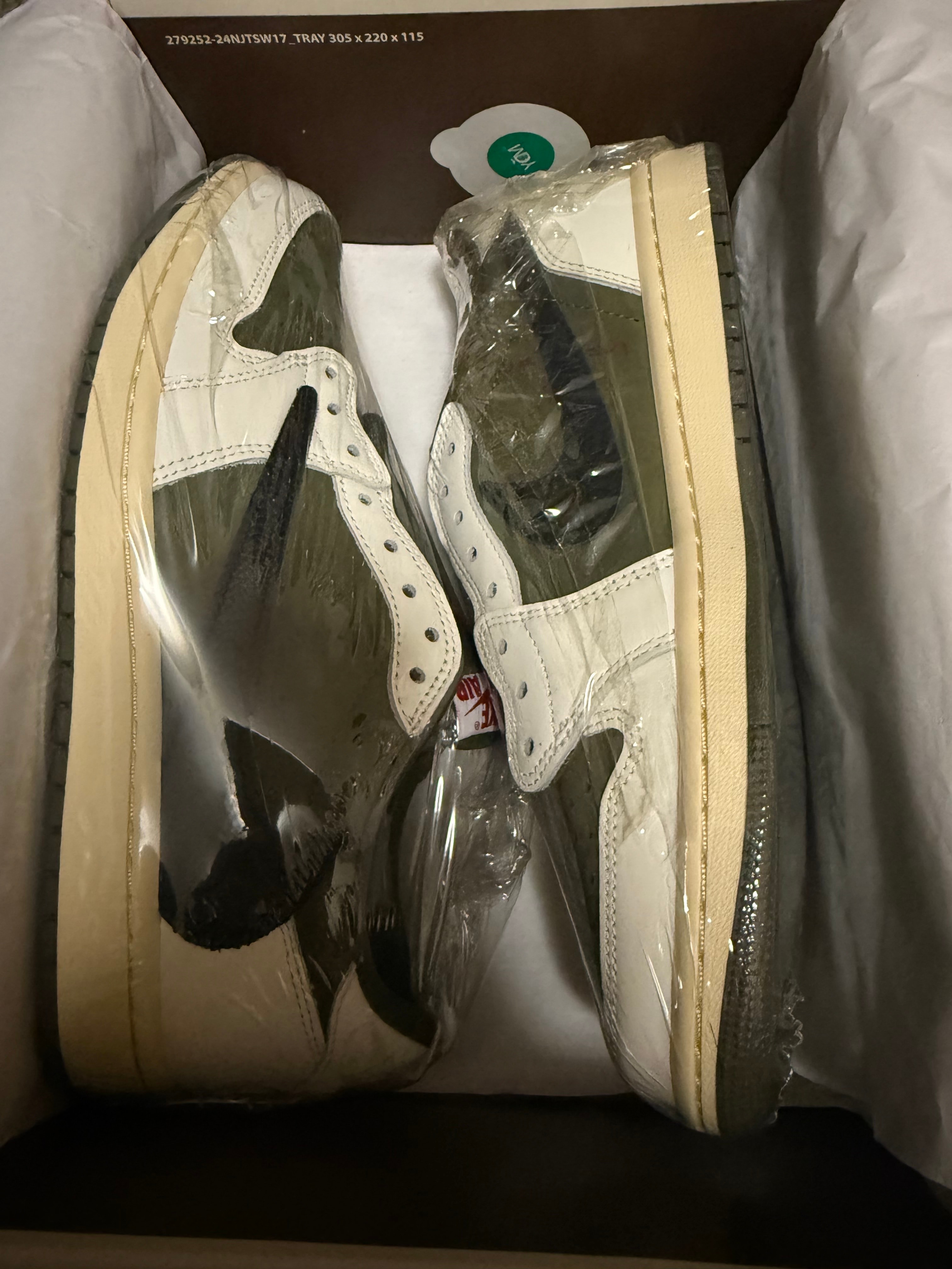 Travis Scott × Nike Air Jordan 1 Low OG SP "Reverse Olive"