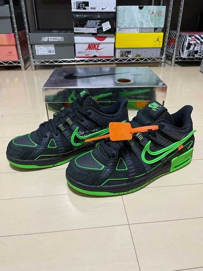 Off-White × Nike Air Rubber Dunk "Black/Green Strike"