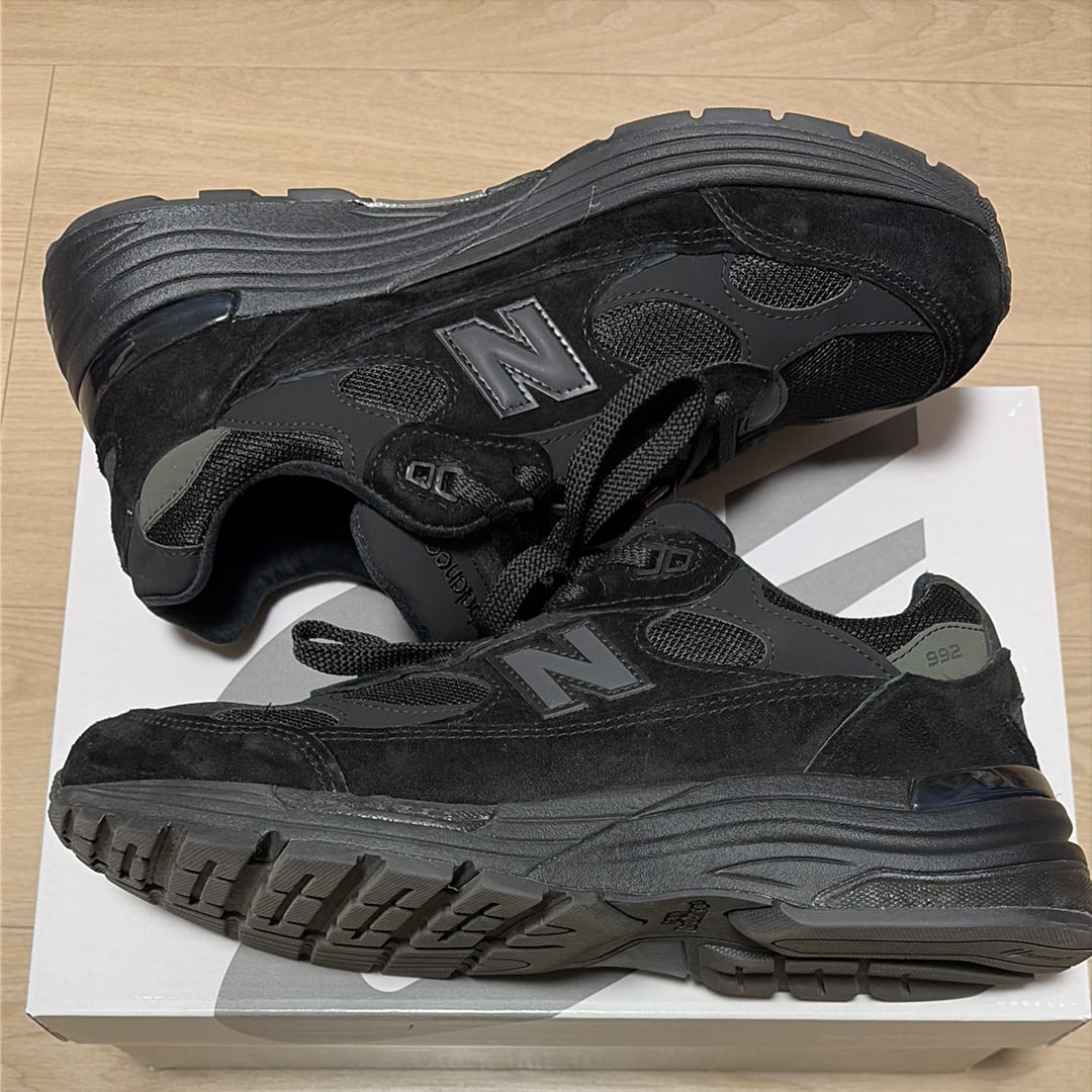 New Balance 992 "Triple Black" (2025)