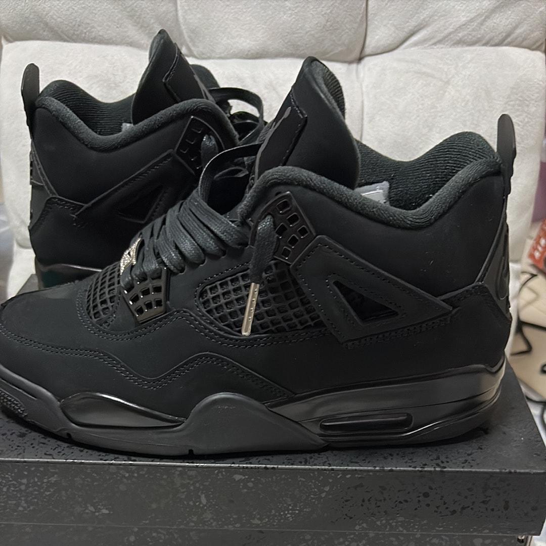Nike Air Jordan 4 Retro OG "Black Cat" (2025)