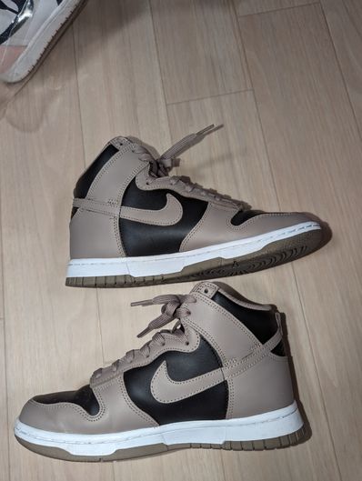 Nike Women's Dunk High "Moon Fossil"