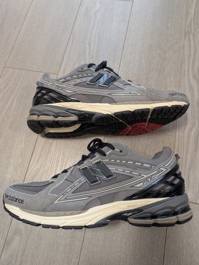 N.HOOLYWOOD TEST Product Exchange Service × INVINCIBLE × New Balance 1906U "Grey/Charcoal/Orange"