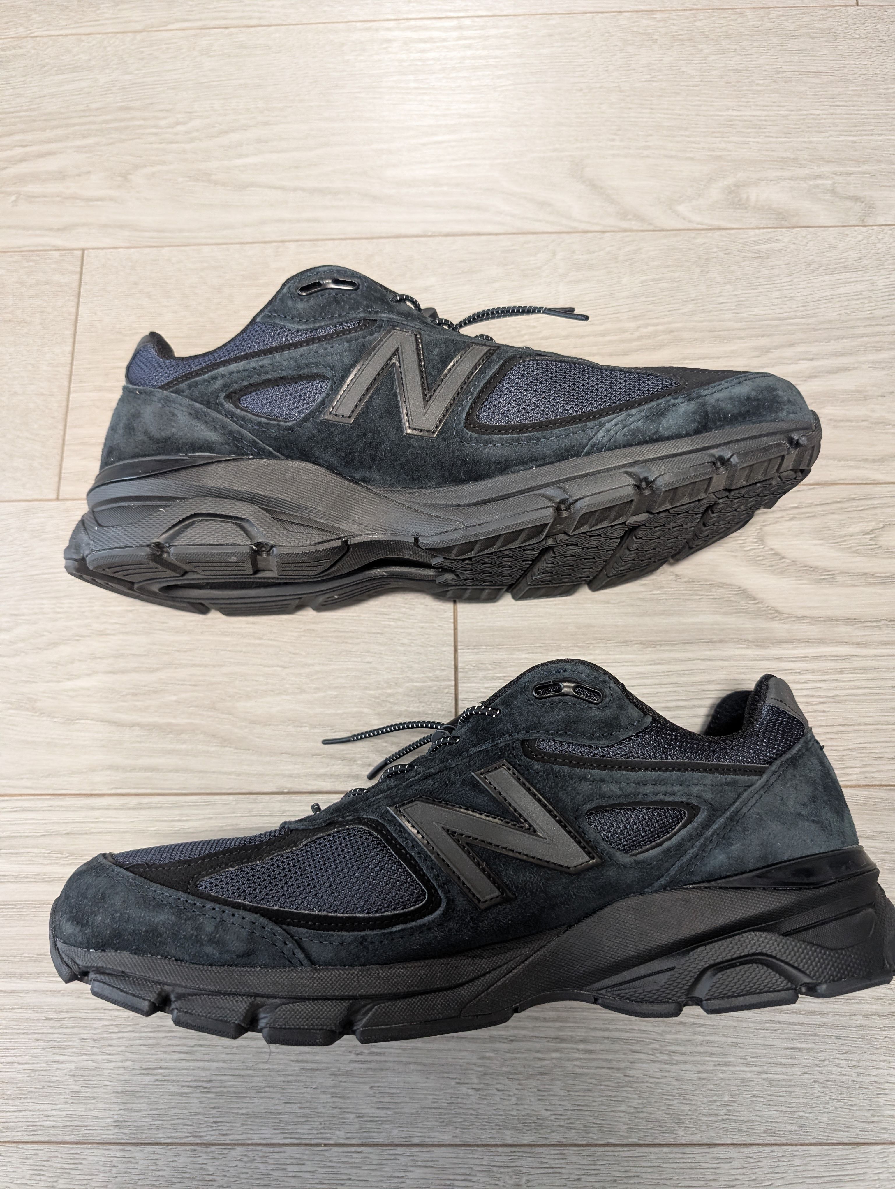 JJJJound × New Balance 990V4 "Navy"