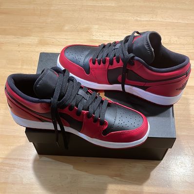 Nike Air Jordan 1 Low "Varsity Red"
