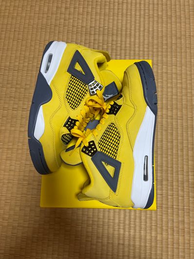 Nike Air Jordan 4 "Tour Yellow"