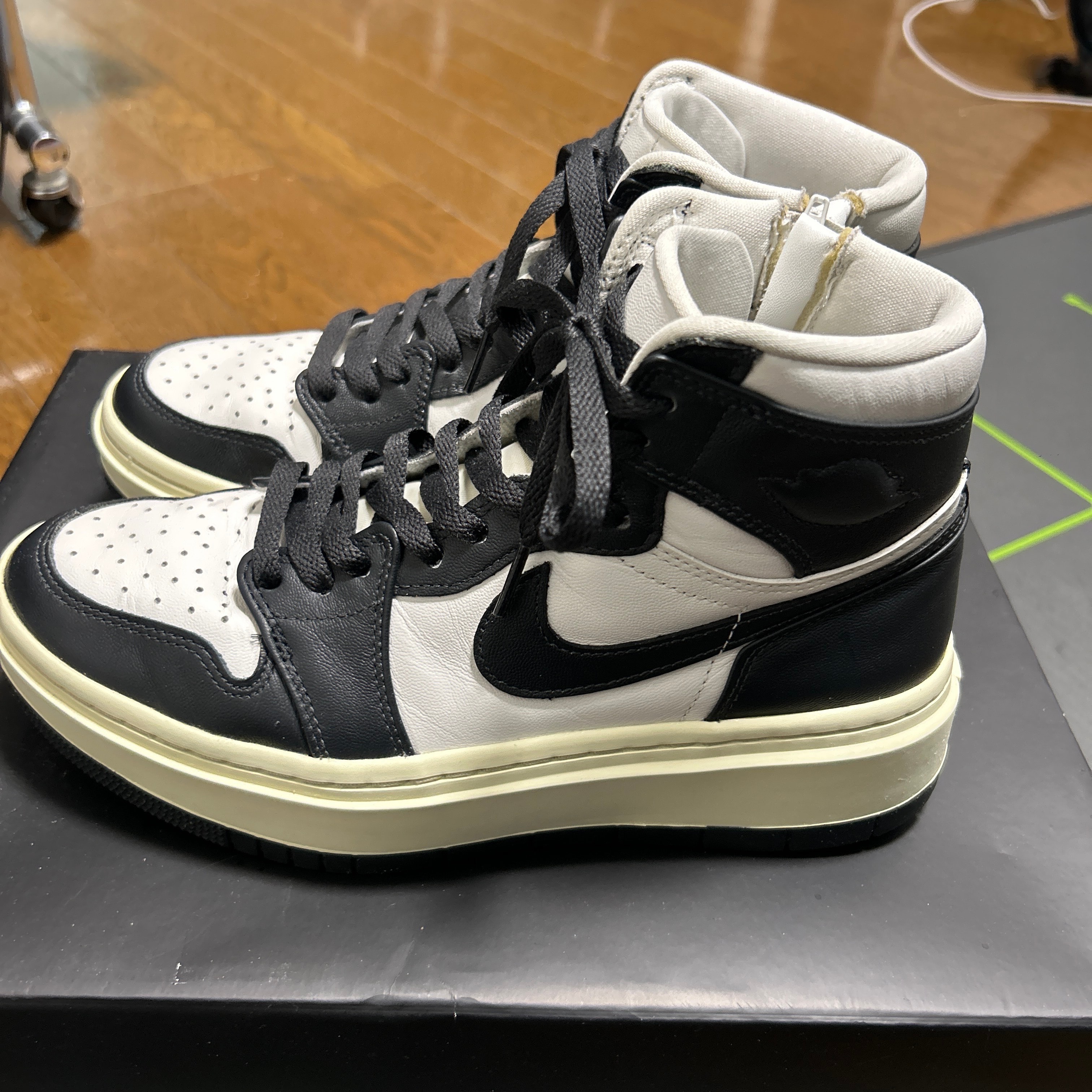 Nike Women's Air Jordan 1 High Elevate "Black and White"