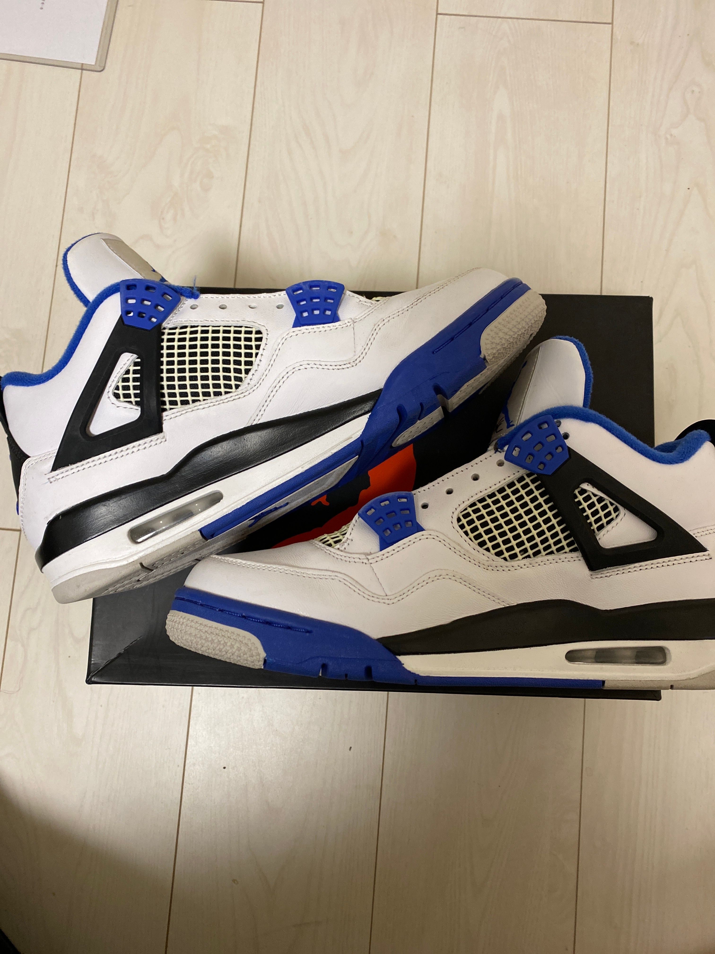 NIKE AIR JORDAN 4 RETRO "MOTORSPORTS" (2017)