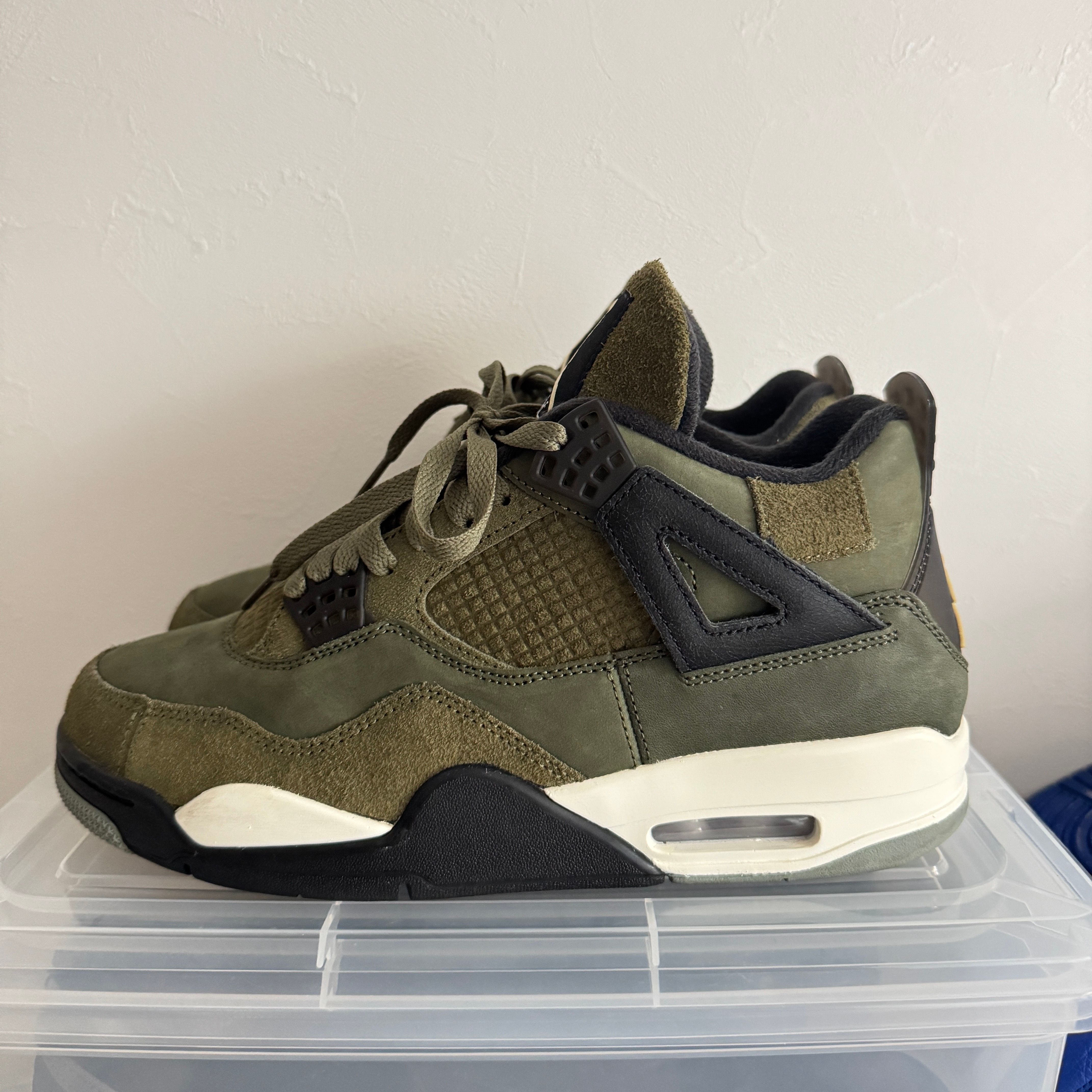 Nike Air Jordan 4 Retro SE Craft "Olive"