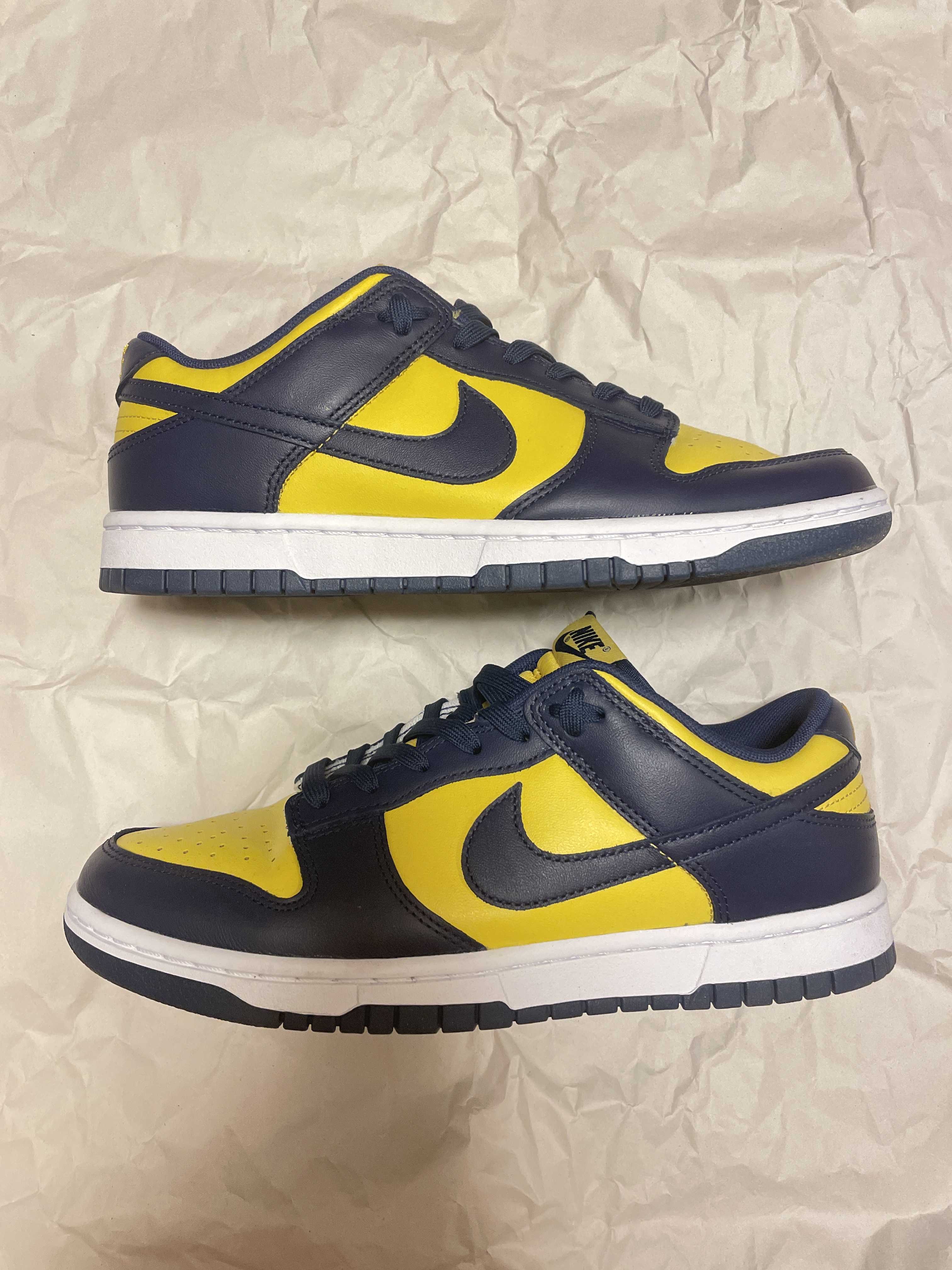 Nike Dunk Low "Michigan"