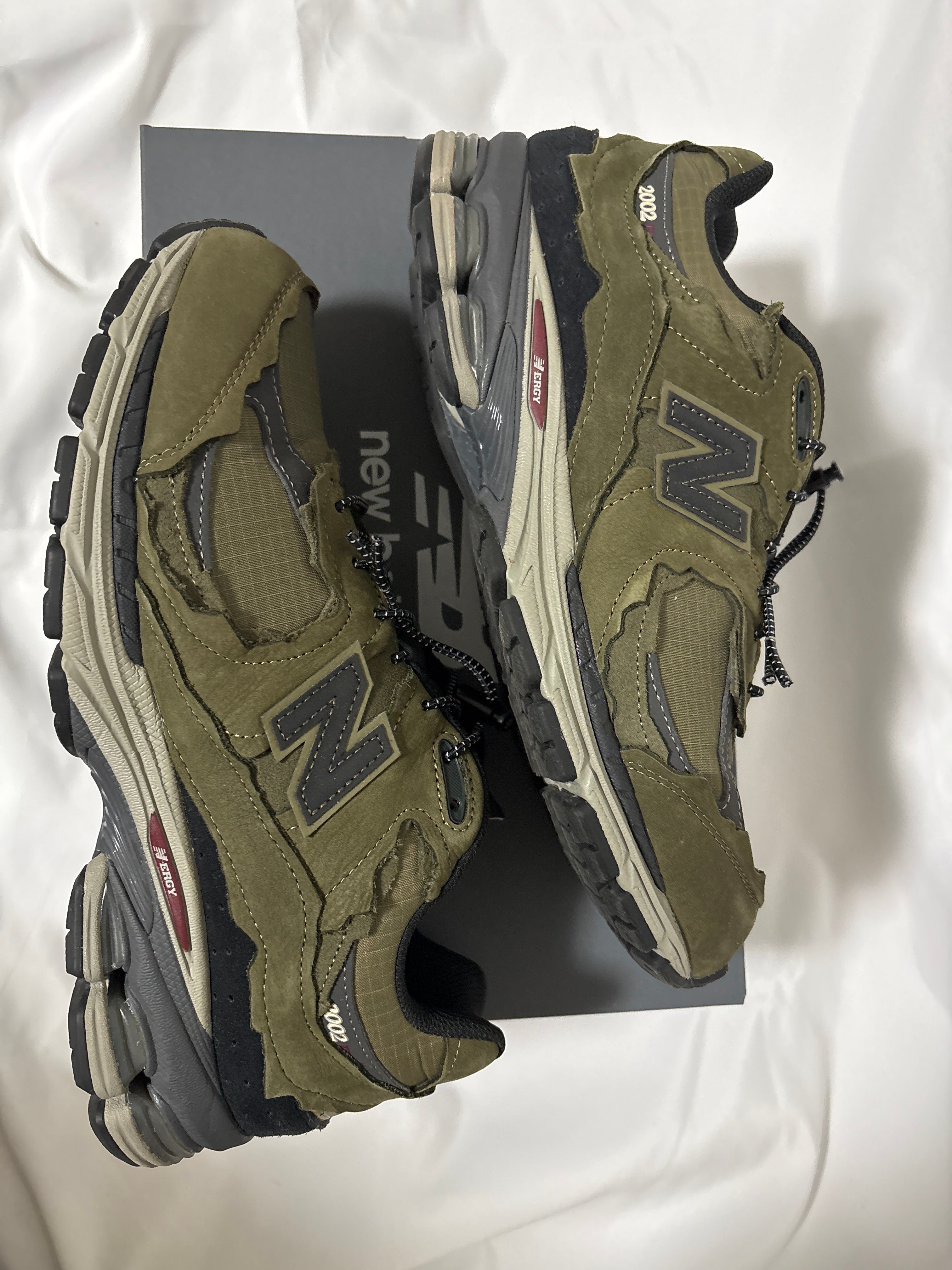 New Balance 2002R Protection Pack "Dark Moss"