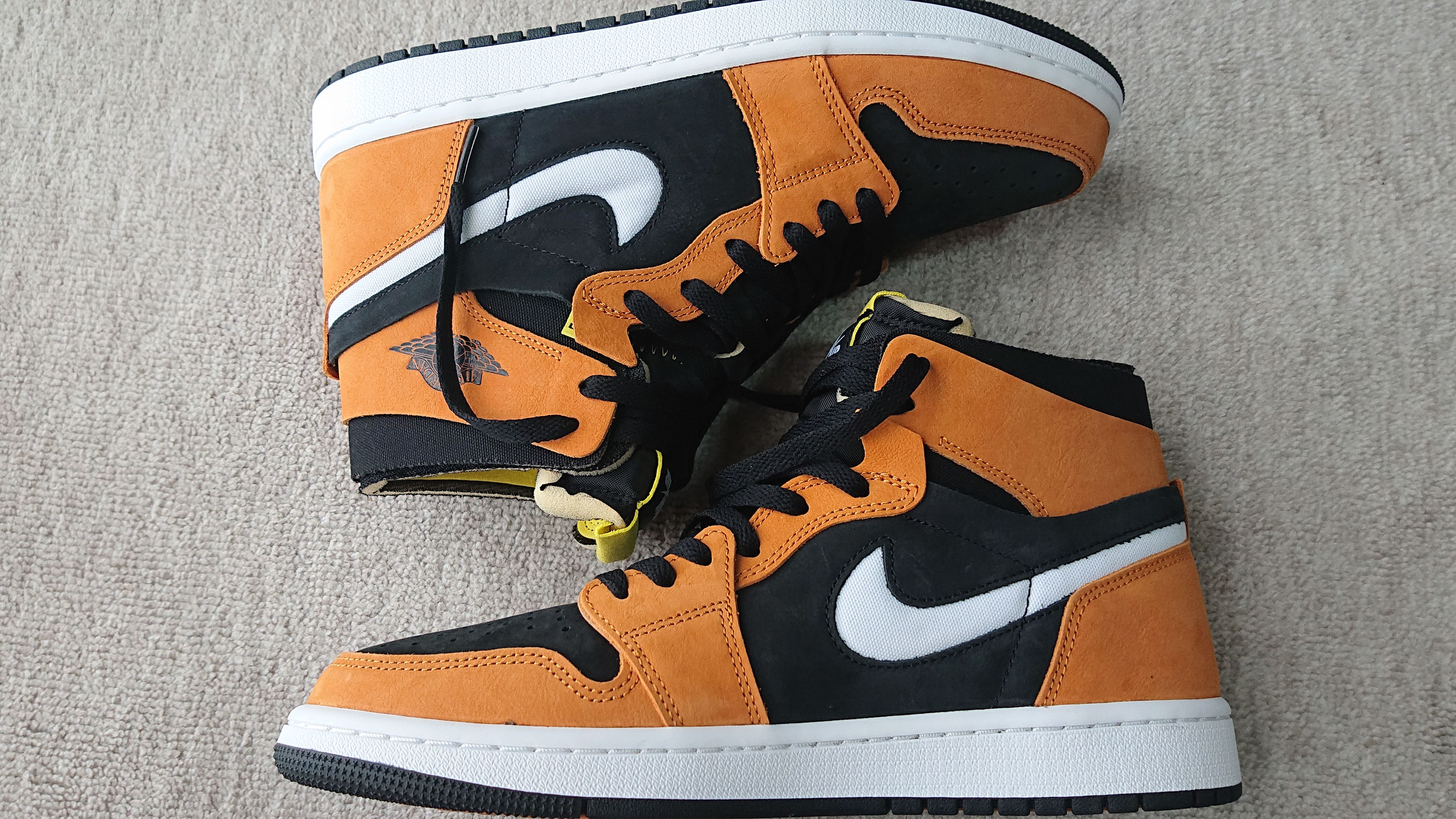 NIKE AIR JORDAN 1 HIGH ZOOM "MONARCH ORANGE"