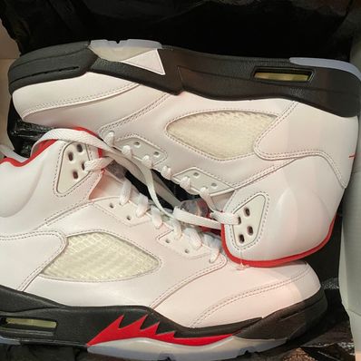 Nike Air Jordan 5 Retro