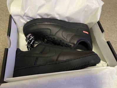 Supreme × Nike Air Force 1 Low "Black"