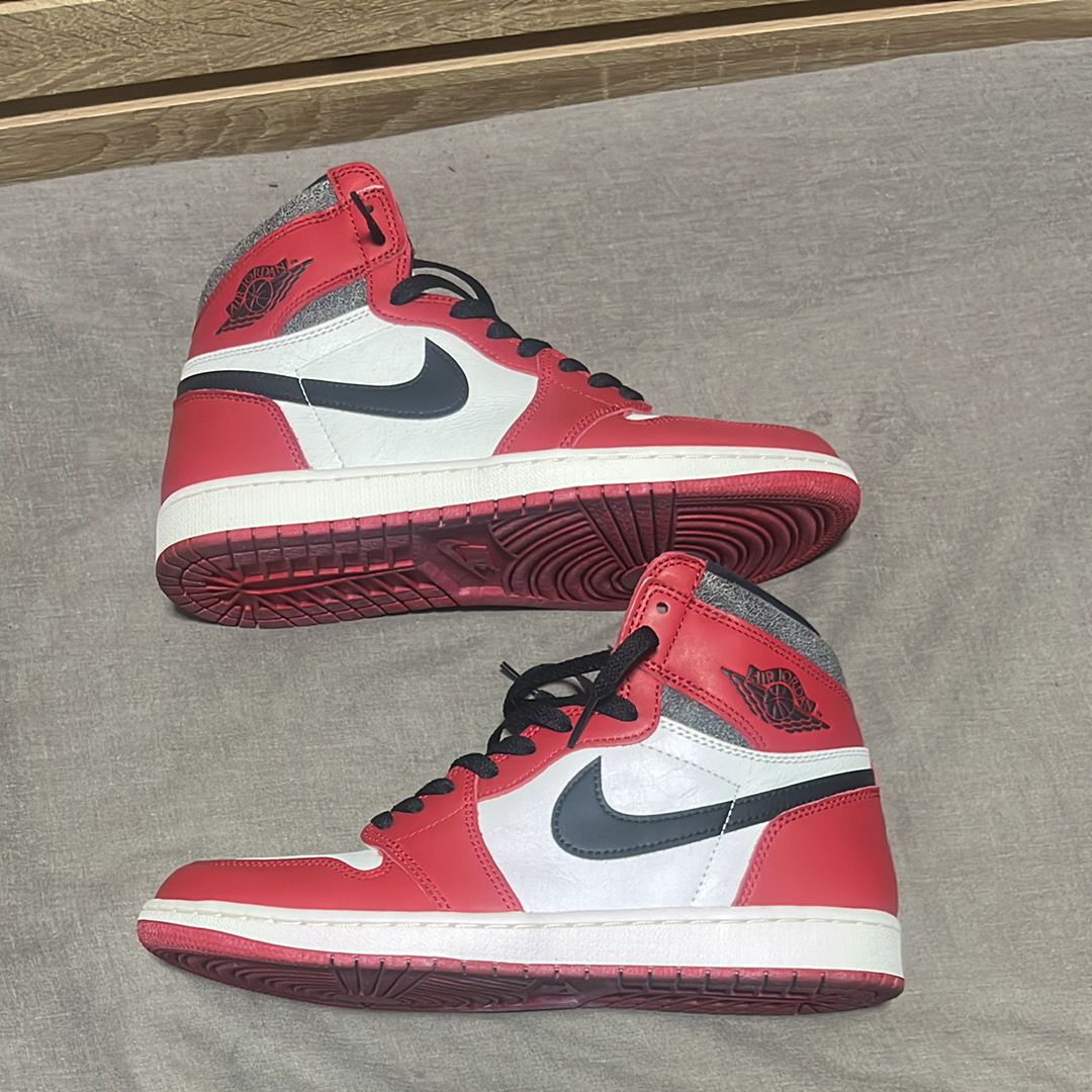 Nike Air Jordan 1 High OG "Lost & Found/Chicago"