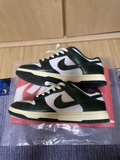 Nike Women's Dunk Low "Vintage Green"