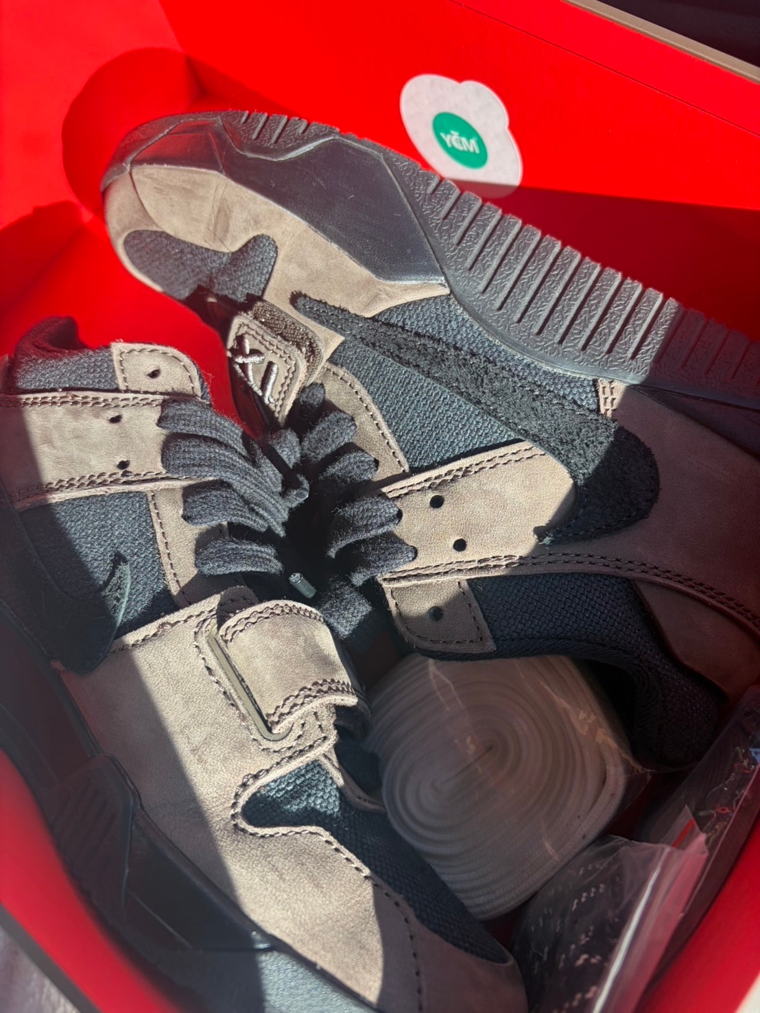 トラヴィススコット × ナイキ ジョーダン ジャンプマンジャック TR CJ1 T-Rexx "ブラック アンド ダークモカ"