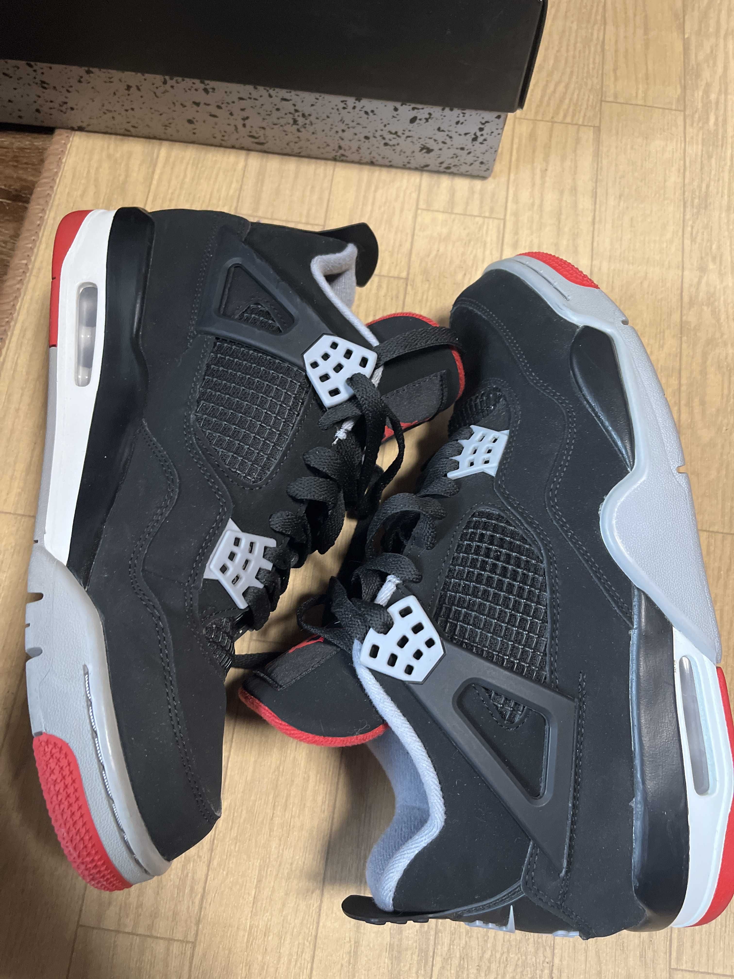 Nike Air Jordan 4 Retro "Bred" (2019)