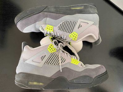 NIKE AIR JORDAN 4 RETRO LE "NEON"