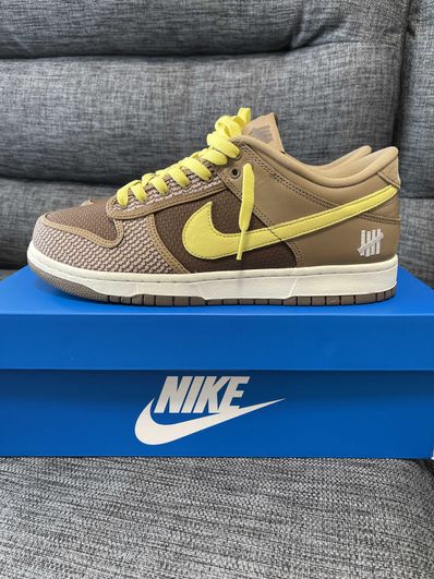 UNDEFEATED × Nike Dunk Low SP "Canteen/Lemon Frost/Palomino"