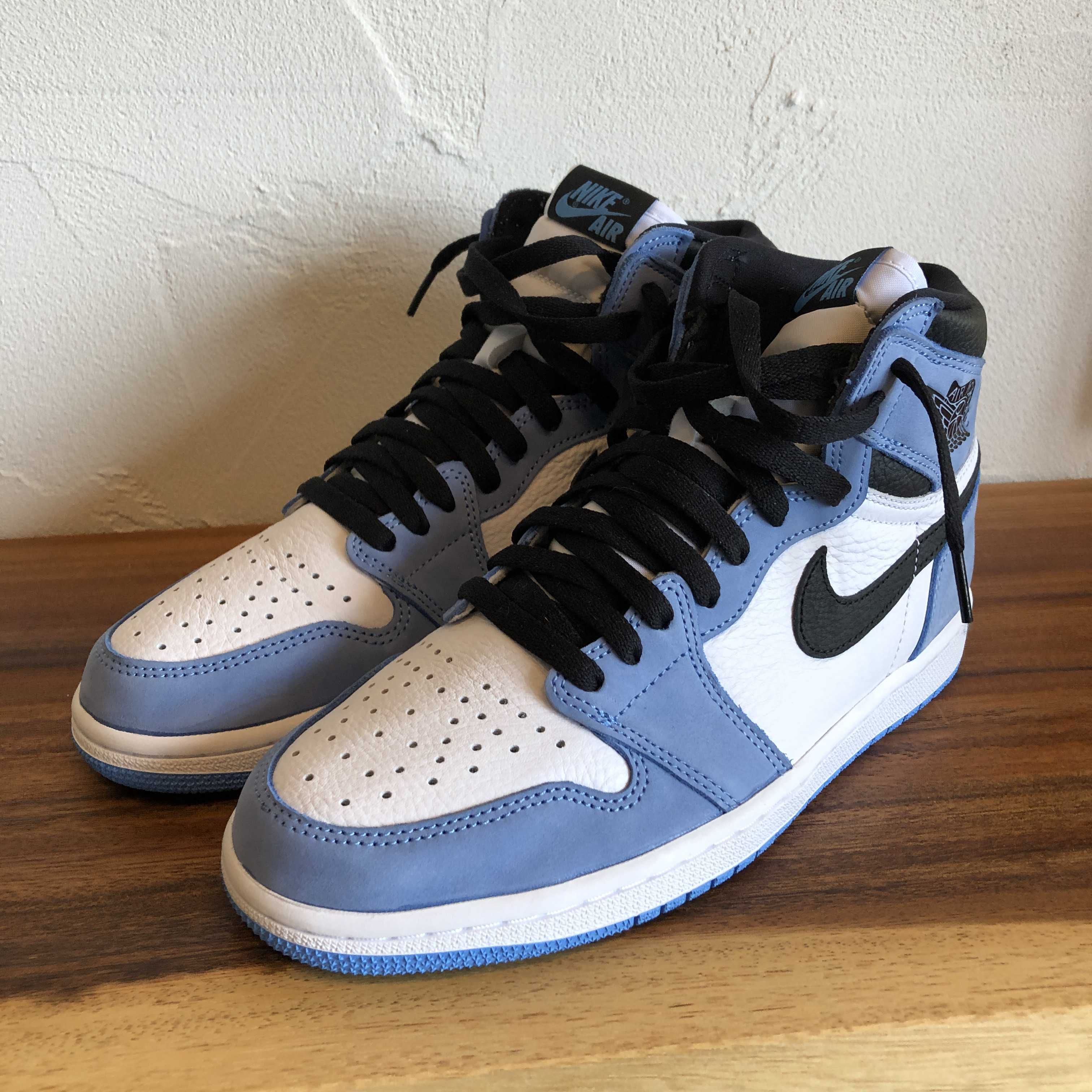 Nike Air Jordan 1 High OG "University Blue"