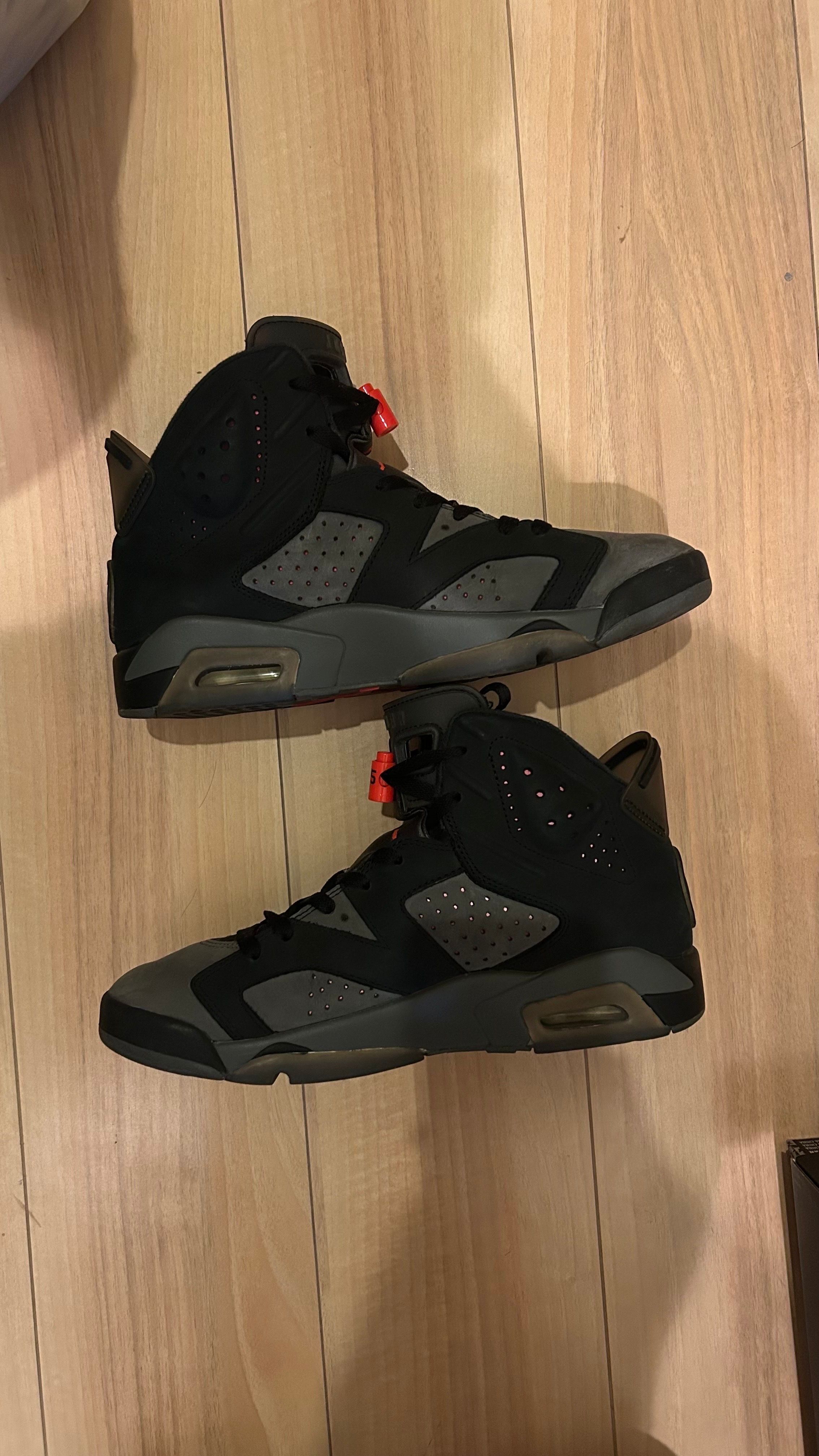 NIKE × PARIS SAINT GERMAIN AIR JORDAN 6 RETRO INFRARED