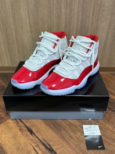 Nike Air Jordan 11 "Varsity Red"