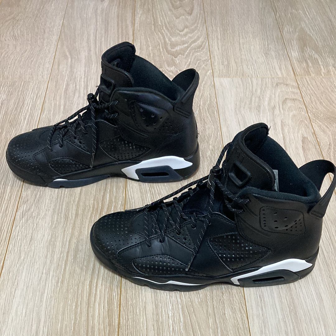 NIKE AIR JORDAN 6 RETRO "BLACK CAT"