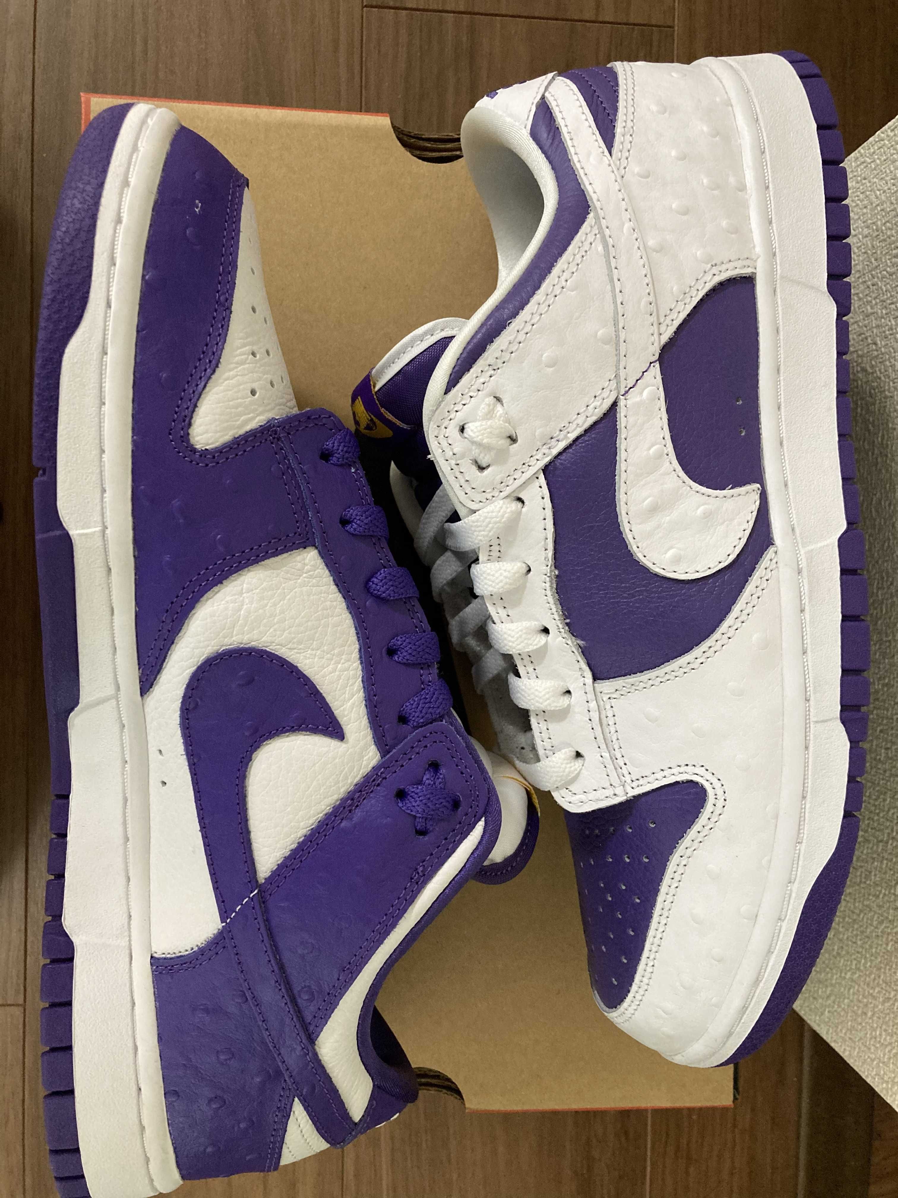 Nike Women's Dunk Low "Made You Look"