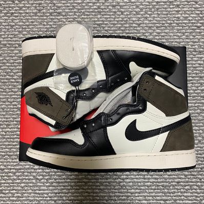 Nike GS Air Jordan 1 High OG "Sail/Dark Mocha/Black"
