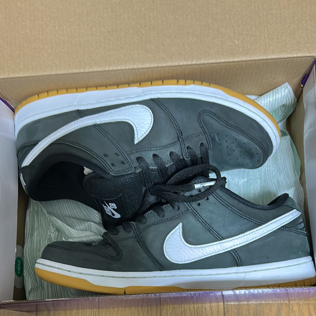 Nike SB Dunk Low Pro "Black/WhiteBlack-Gum Light Brown"