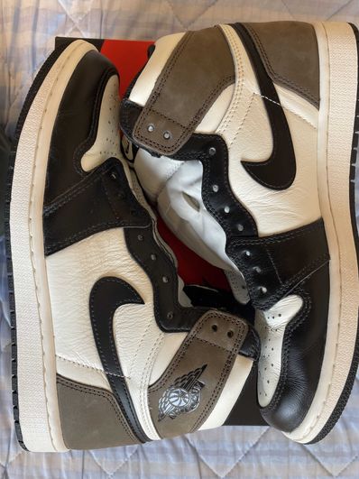 Nike Air Jordan 1 High OG "Sail/Dark Mocha/Black"
