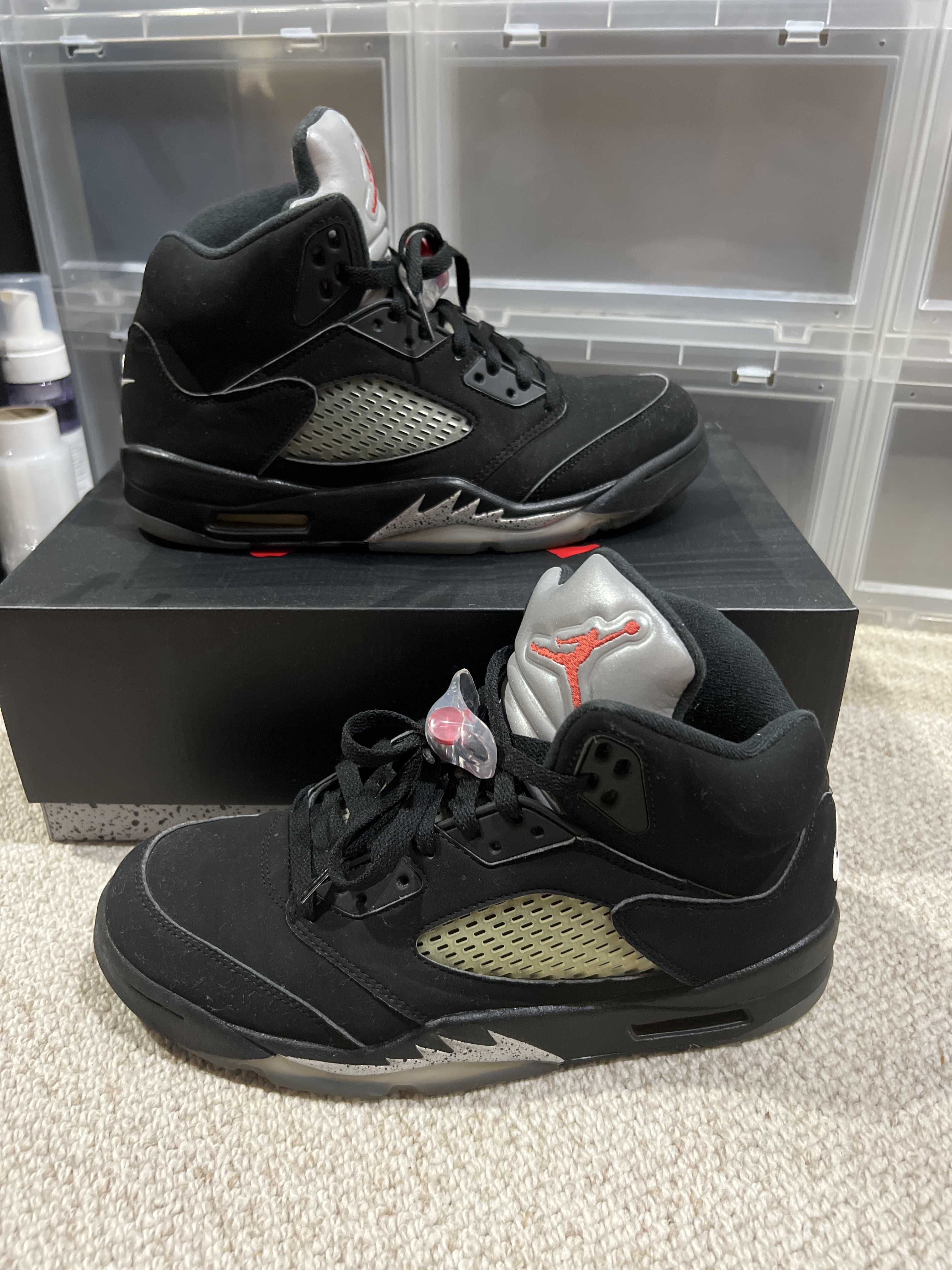 Nike Air Jordan 5 Retro OG "Black/Fire Red/Metallic Silver/White" (2016)