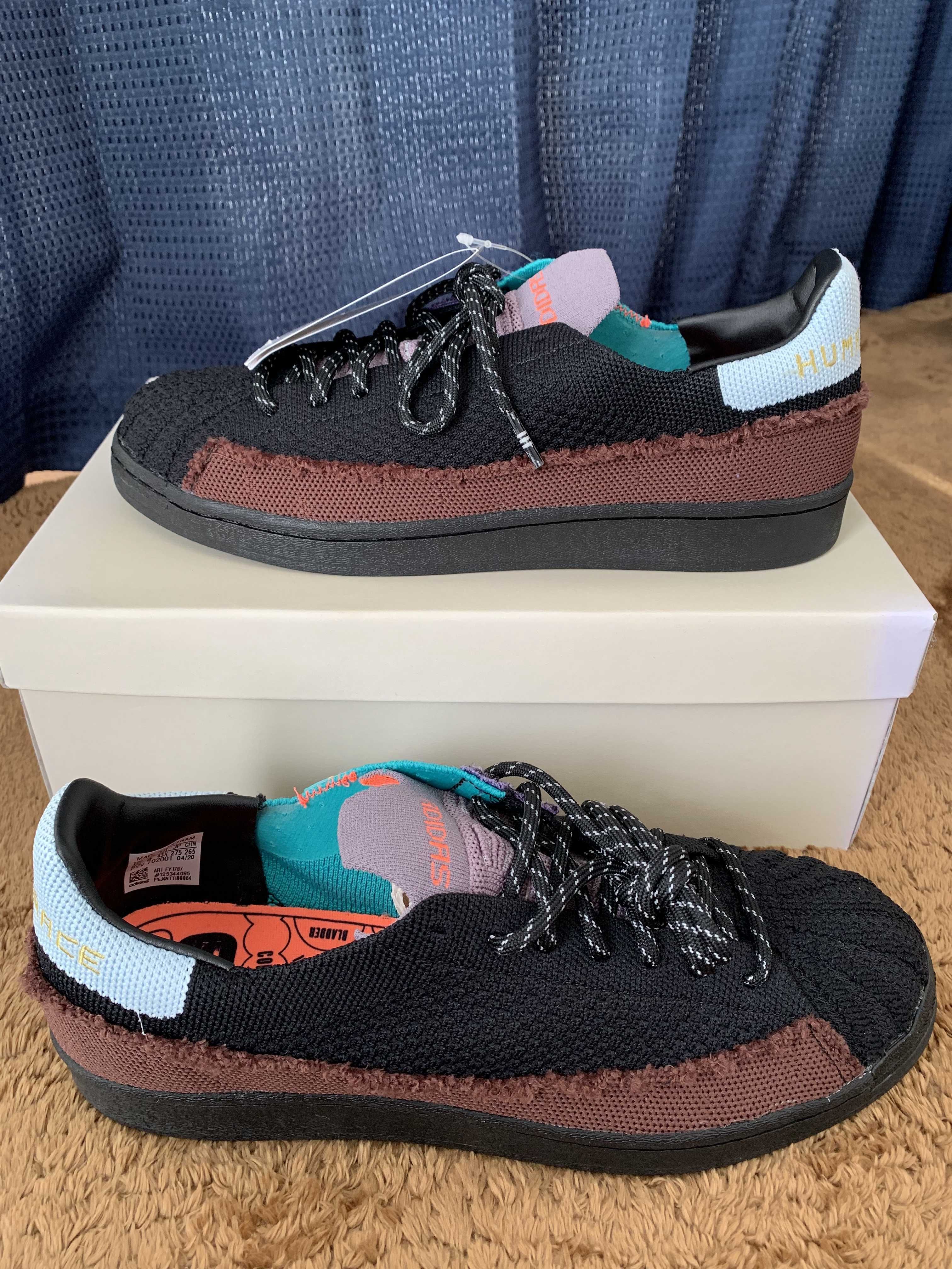 Pharrell Williams × adidas Superstar "Black"