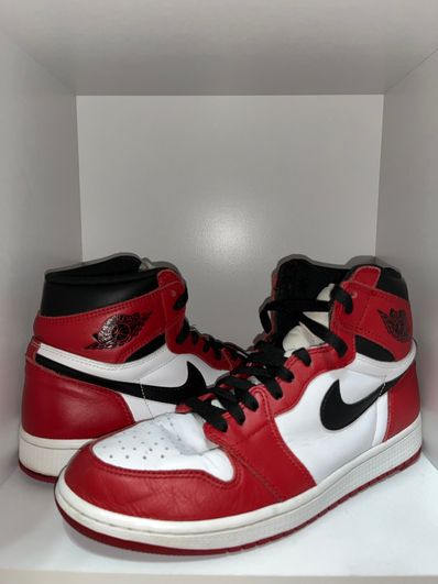 Nike Air Jordan 1 Retro High "Chicago" (2015)