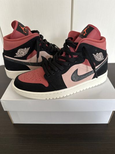 Nike Women's Air Jordan 1 Mid "Particle Beige/Black-Canyon Rust-Sail"