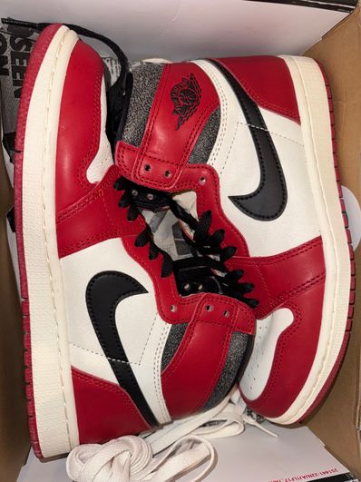 Nike Air Jordan 1 High OG "Lost & Found/Chicago"