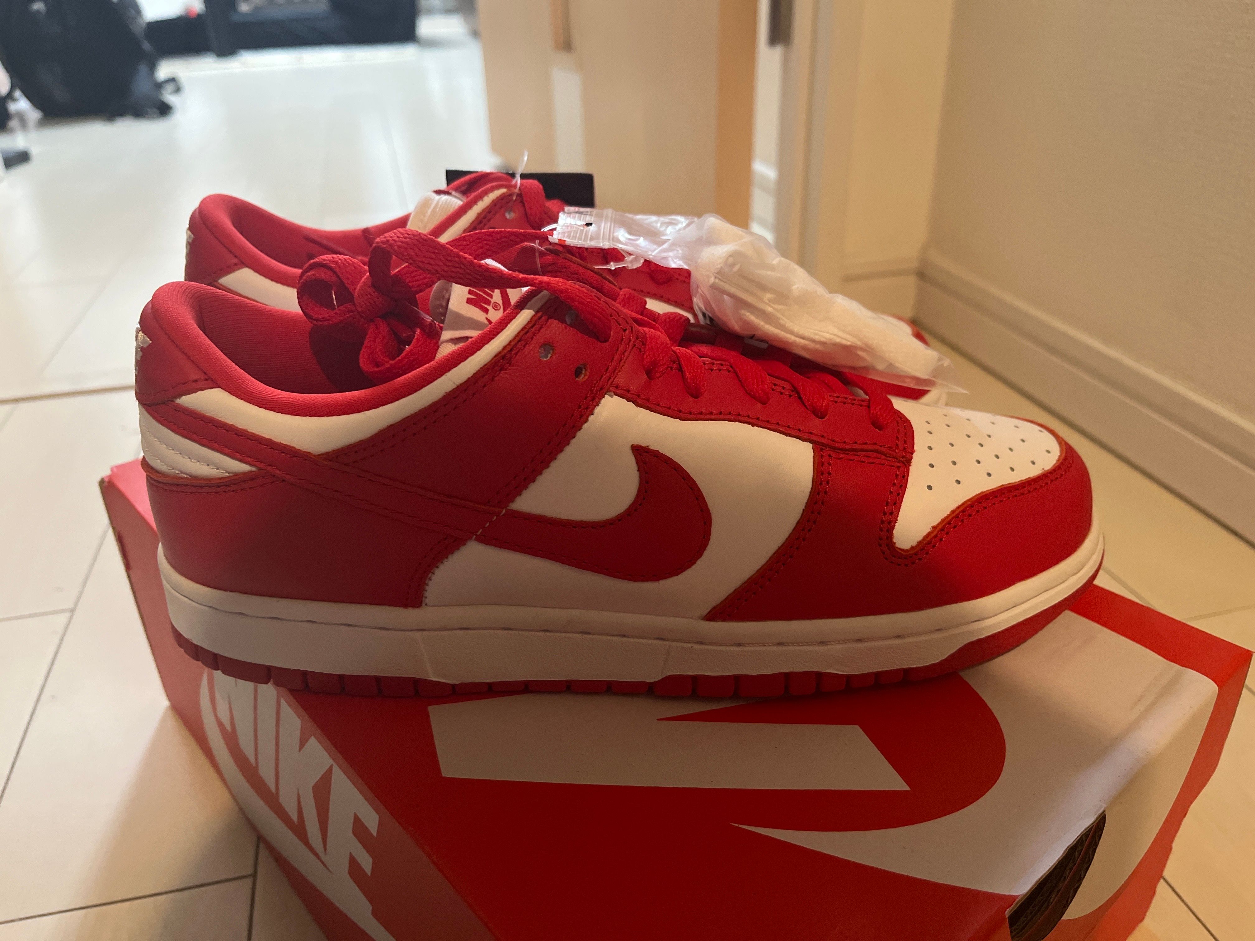 Nike Dunk Low SP "White and University Red"