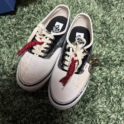 Vans Authentic "Black/White"