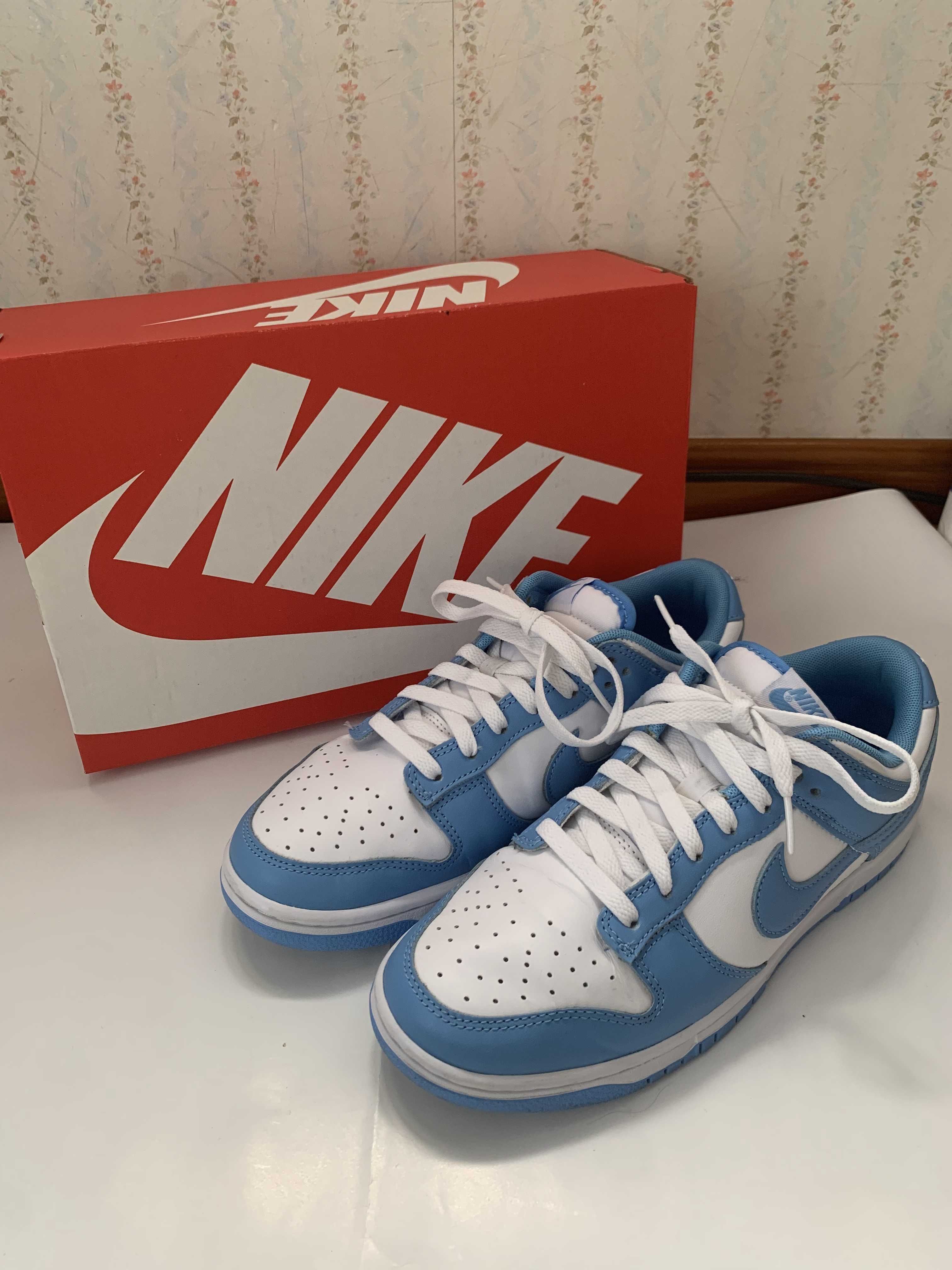 Nike Dunk Low "University Blue"
