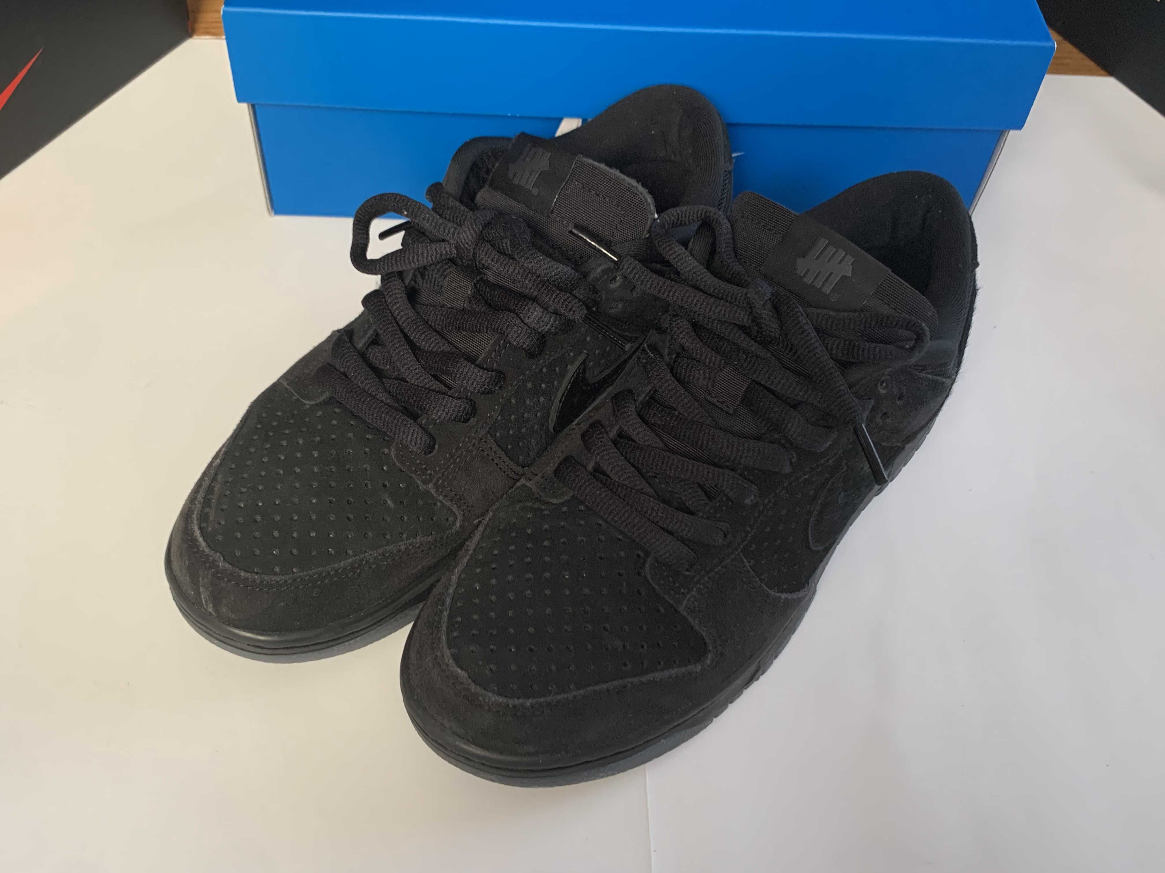 UNDEFEATED × Nike Dunk Low SP "5 ON IT"