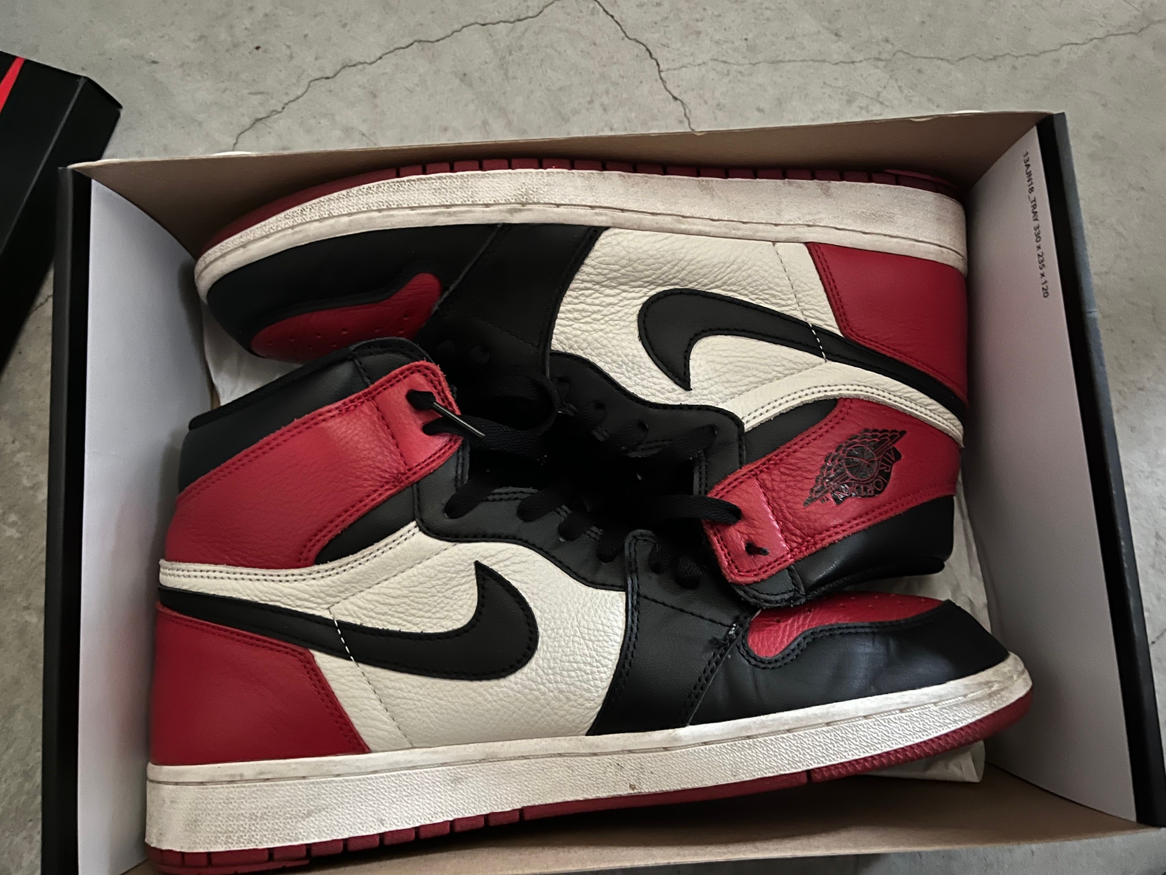 Nike Air Jordan 1 Retro High OG "Bred Toe"