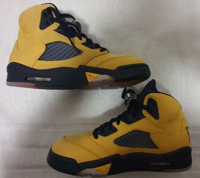 NIKE AIR JORDAN 5 "MICHIGAN"