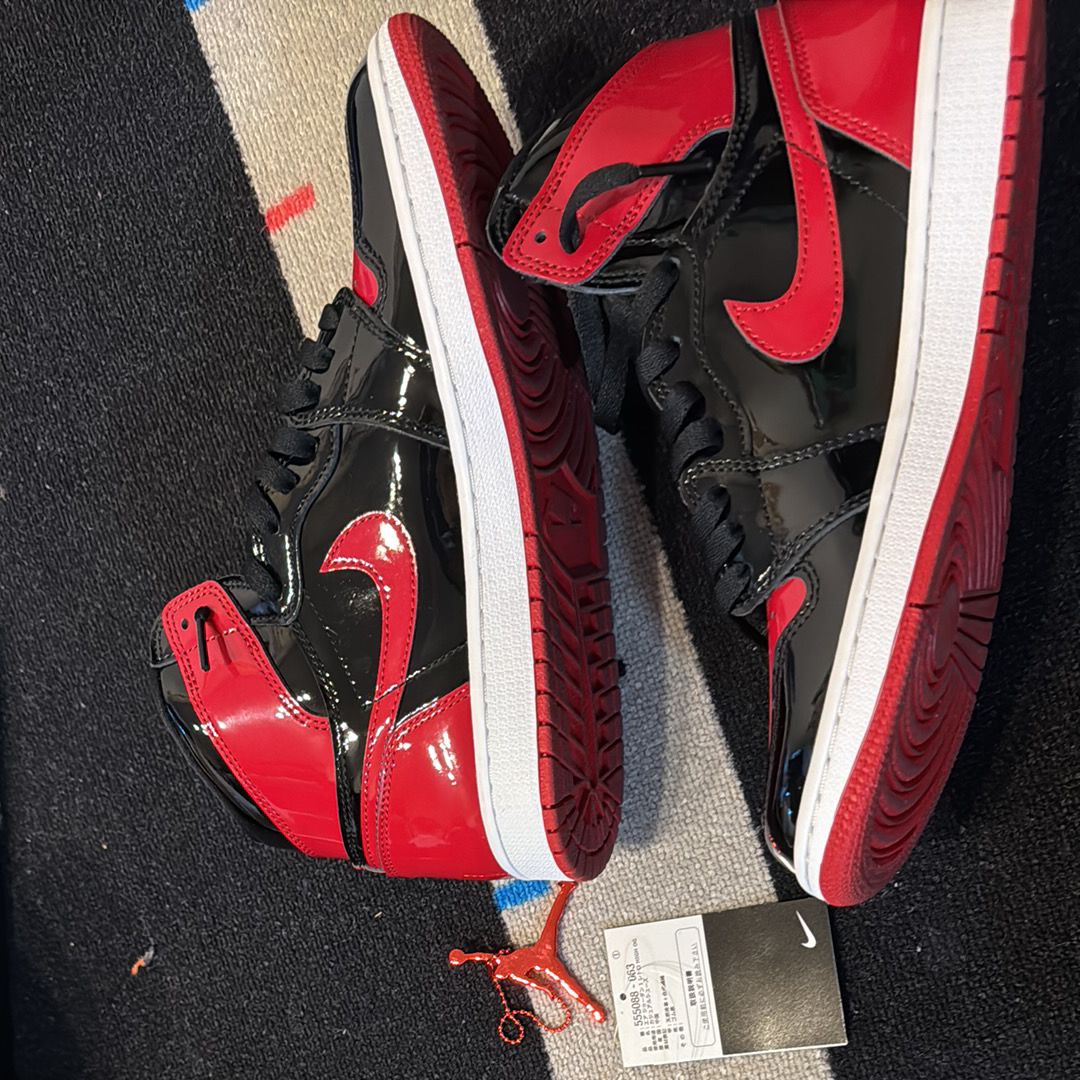 Nike Air Jordan 1 High OG "Patent Bred"