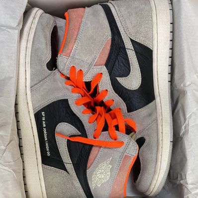 Nike Air Jordan 1 RETRO High OG "Hyper Crimson"