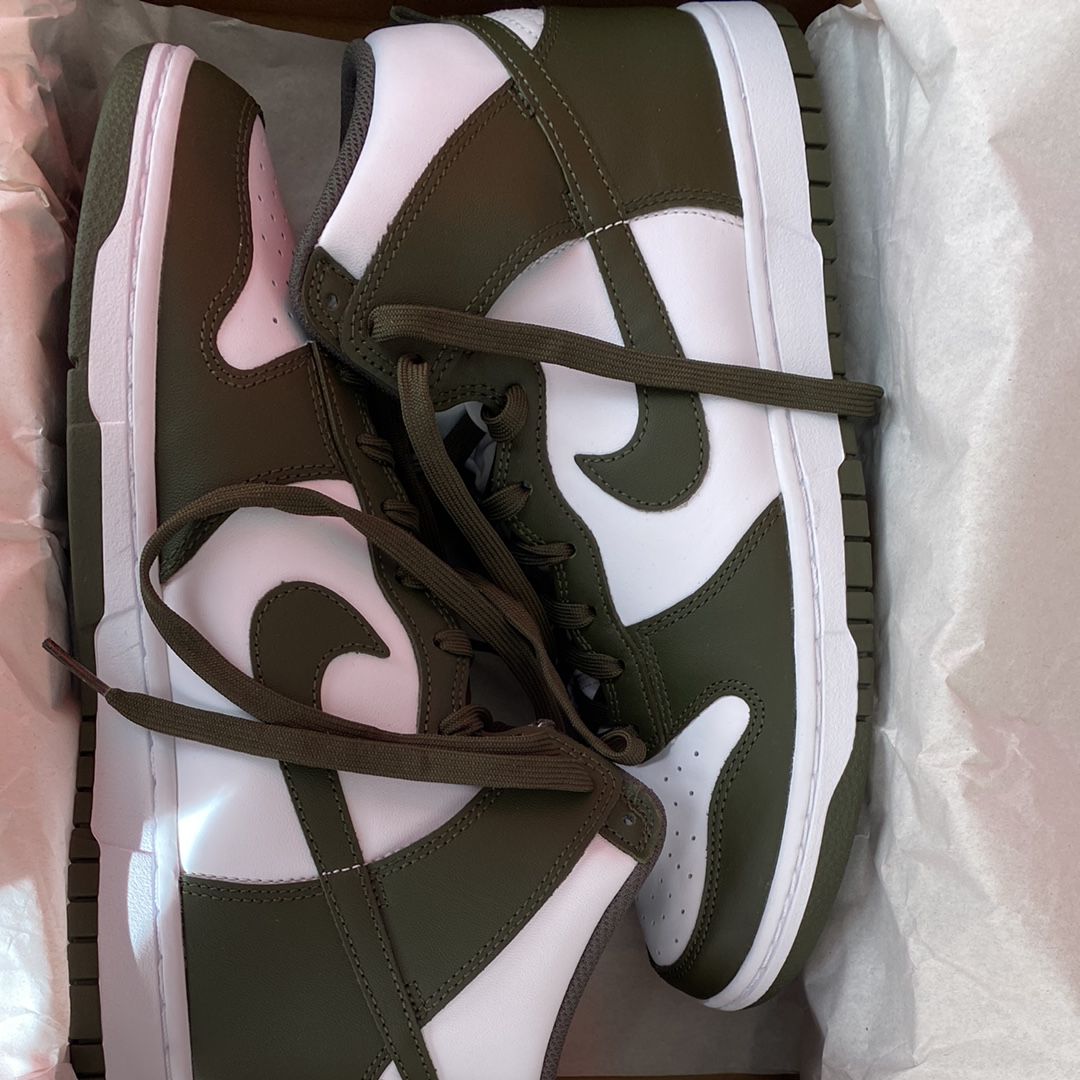 Nike Dunk High "Championship Khaki"