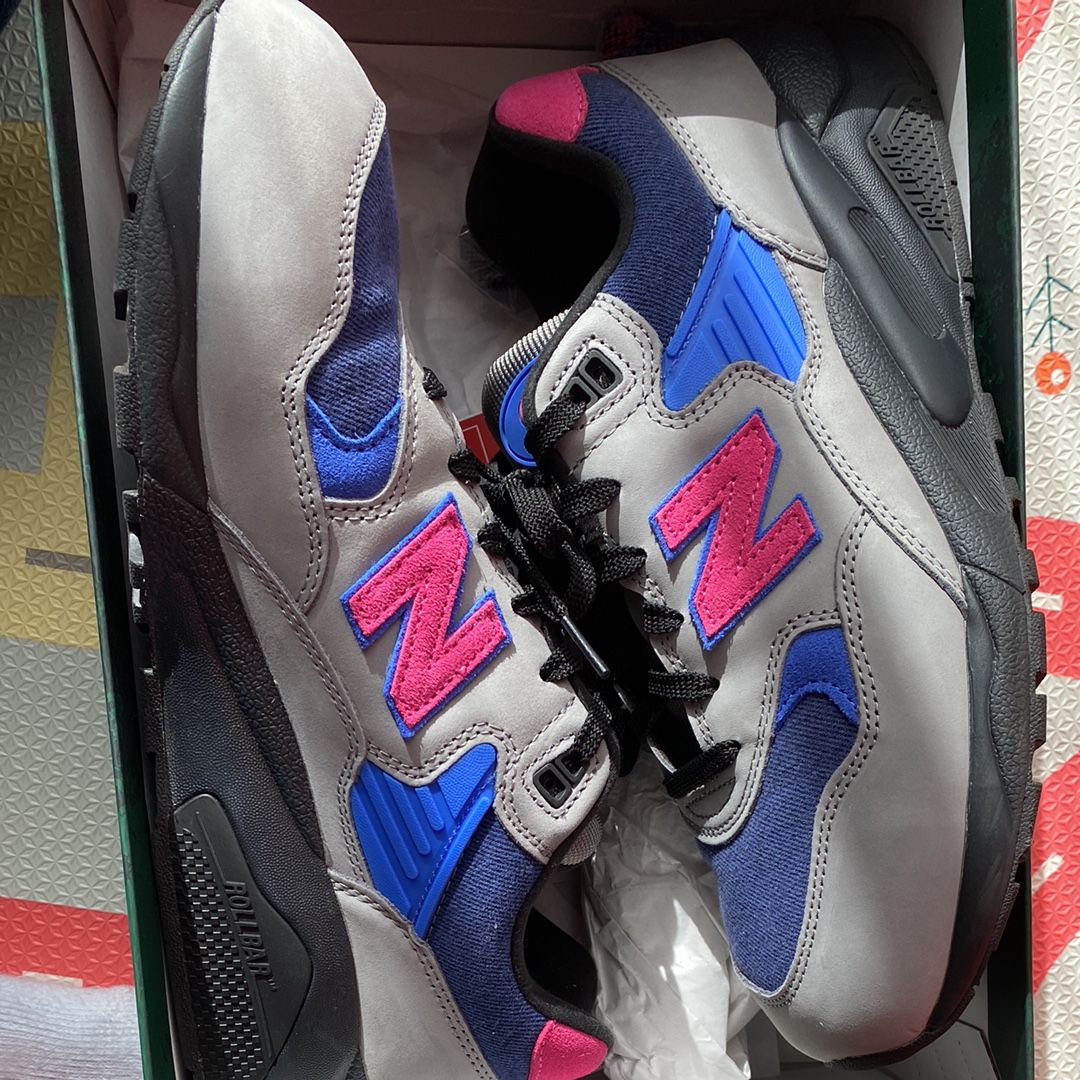 Levi's × New Balance 580 "Grey/Navy/Magenta"