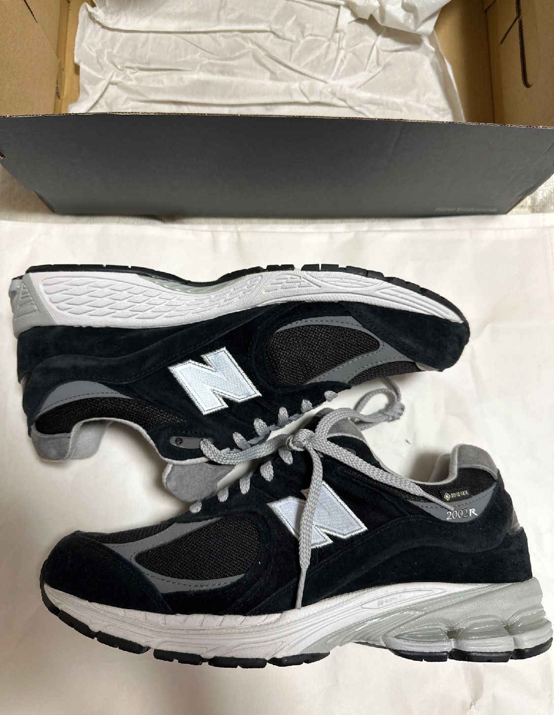 New Balance 2002R GORE-TEX "Black/Gray"