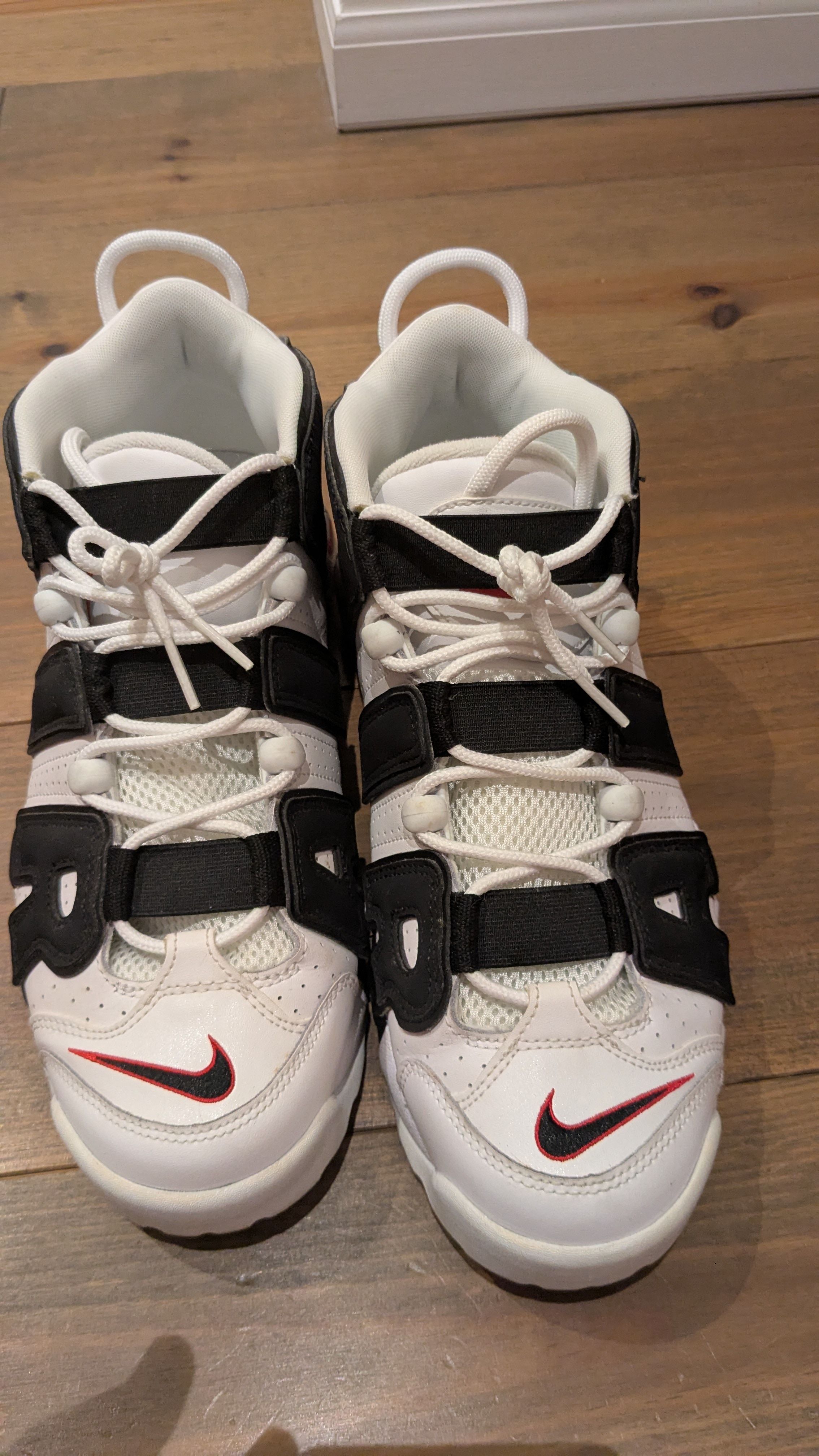 Nike Air More up Tempo "White/Black/University Red"(~2018)