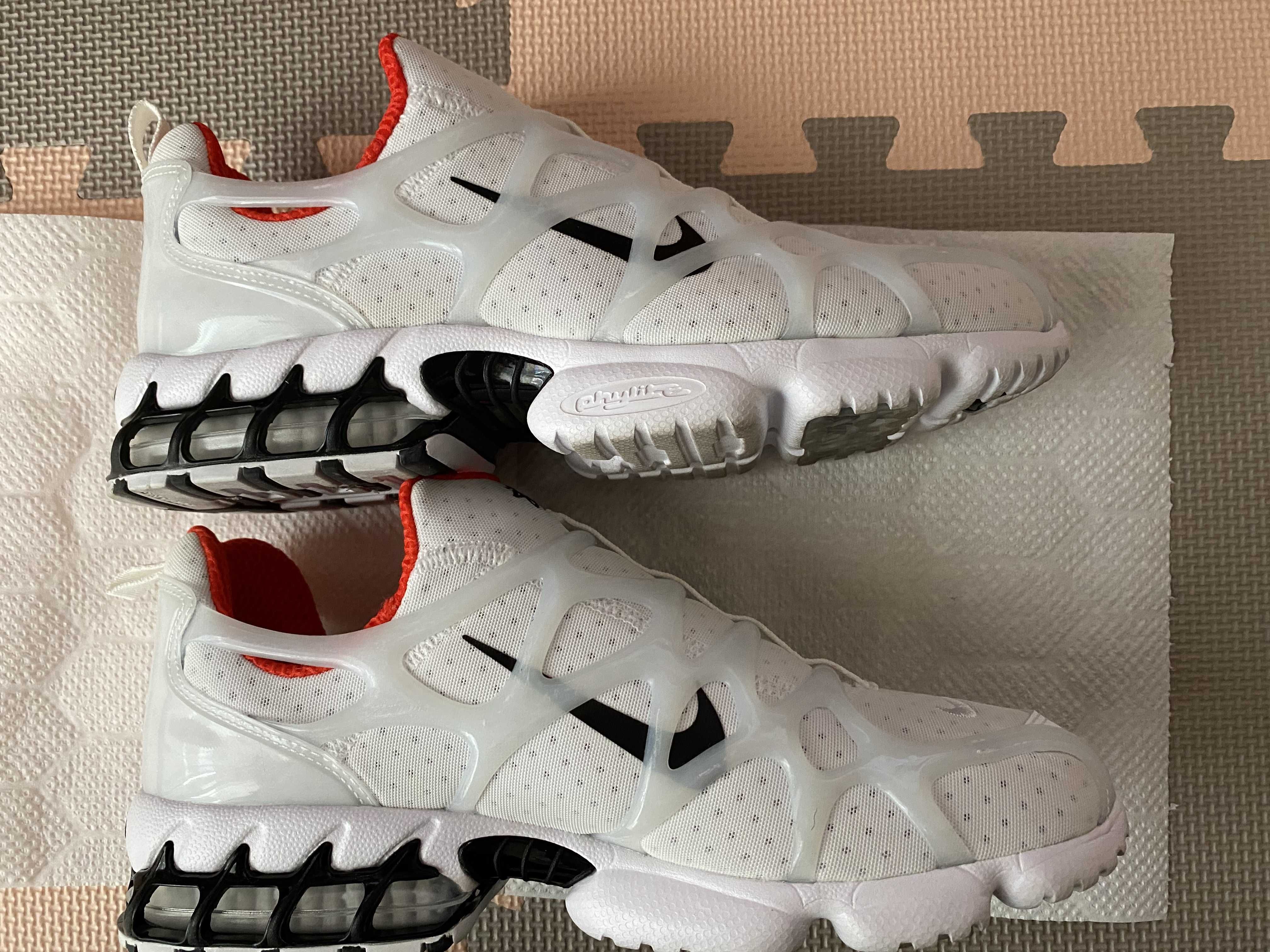 Stussy × Nike Air Zoom Kukini "White/Red"